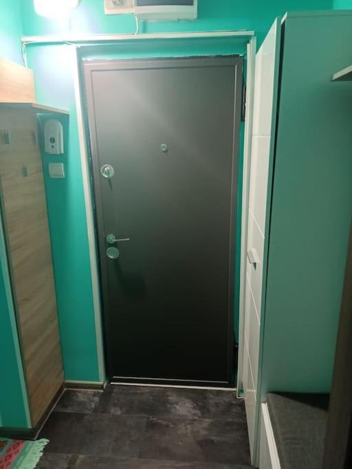 Private Room Near 3 Min Metrou Crangasi, 40 M2 Bükreş Dış mekan fotoğraf