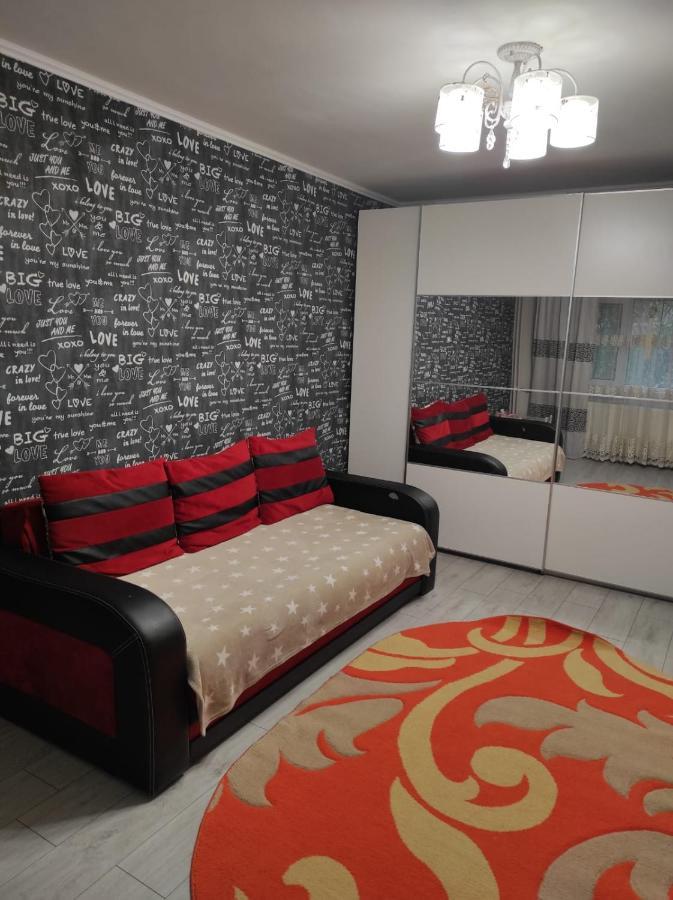 Private Room Near 3 Min Metrou Crangasi, 40 M2 Bükreş Dış mekan fotoğraf